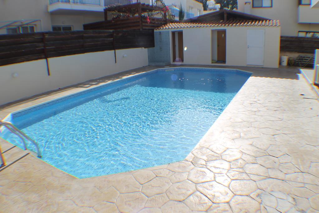 Diana Townhouse 2 Apartment Paphos Ruang foto