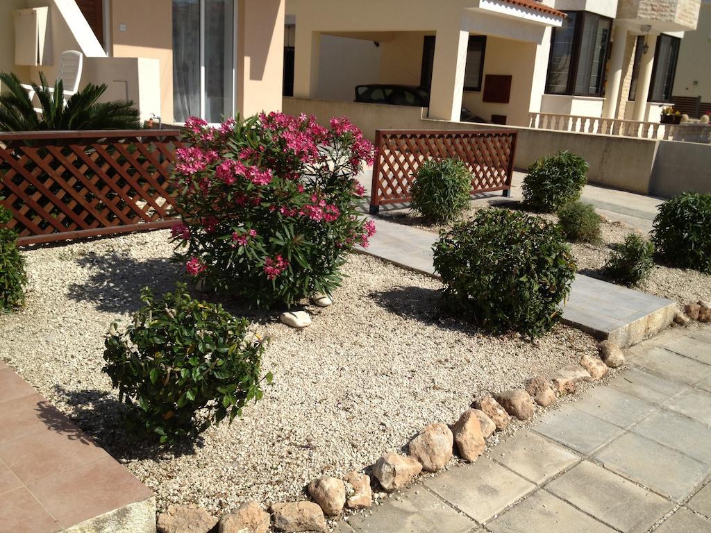 Diana Townhouse 2 Apartment Paphos Ruang foto